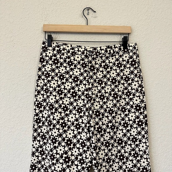 NWT MOTEL ROCKS Zoven Flare Trouser in Patchwork Daisy Brown - Picture 3 of 13